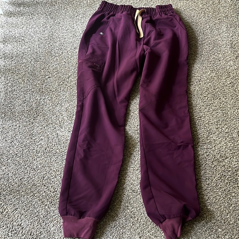 Figs jogger scrub pants